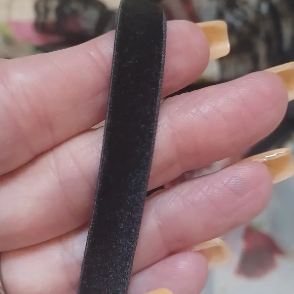 Victoria's Secret Elegant Sheer Lace Trim Rose Print Open Front Nightie - Picture 8 of 10